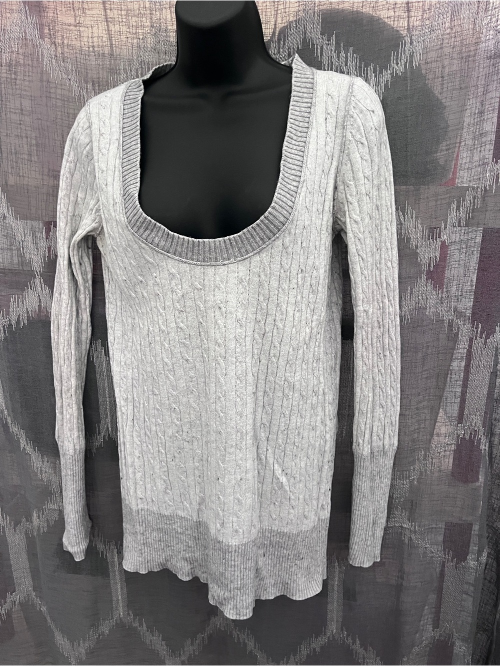 GAP Light Gray Scoopneck Cable Knit Sweater